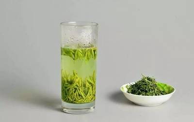 泡茶 | 第一杯绿茶,剩下的1/3别急着喝