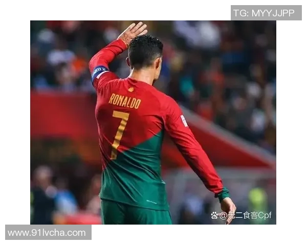 足球传奇球星风采回顾 背景音乐伴你领略球场魅力