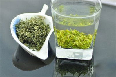 喝绿茶一个月瘦多少